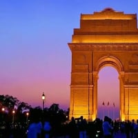 Agra to Delh