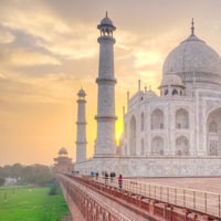 Taj Voyages